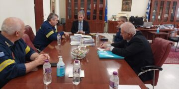 Συνάντηση του Περιφερειάρχη με τον Γενικό Επιθεωρητή Βορείου Ελλάδος του Π.Σ., τον Συντονιστή Επιχειρήσεων Ηπείρου, Δυτικής Μακεδονίας και Νήσων  και τον Διοικητή ΠΕ.ΔΥ.Δ. Δυτικής Μακεδονίας