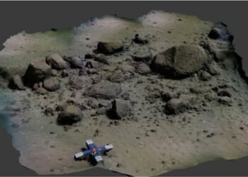 υποθαλάσσιο τείχος