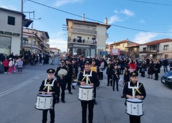 Σιάτιστα: Η Ενορία του Αγίου Νικολάου υποδέχθηκε της Εικόνα της Παναγίας Ελεούσας Μικροκάστρου. Βίντεο και φωτογραφίες