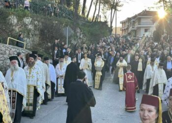 Ἡ Καστοριὰ ὑποδέχθηκε τὴν Τιμία Κάρα τοῦ Ἁγίου Καλλινίκου Ἐπισκόπου Ἐδέσσης