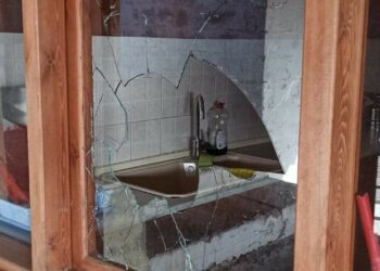 Βανδαλισμός στο καταφύγιο του ορειβατικού Συλλόγου Σιάτιστας στο Μπούρινο.