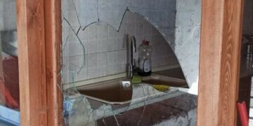 Βανδαλισμός στο καταφύγιο του ορειβατικού Συλλόγου Σιάτιστας στο Μπούρινο.