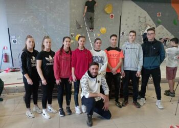 Ορειβατικός Σύλλογος Σιάτιστας: Συμμετοχή στο 32ο Κύπελλο Αγωνιστικής Αναρρίχησης « Αθ. Λευκαδίτη»