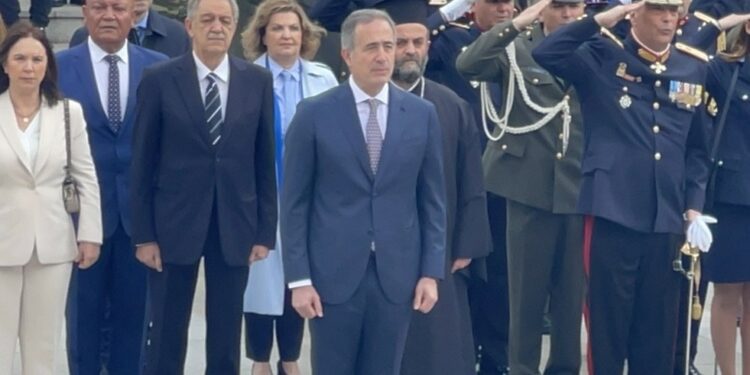 Ο ΥΜΑΘ Στάθης Κωνσταντινίδης στη μαθητική παρέλαση της Κοζάνης για την Εθνική Επέτειο της 25ης Μαρτίου