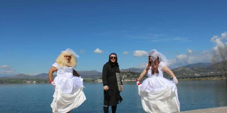 Με σάτιρα, κέφι και αυθορμητισμό το Σερβιώτικο Καρναβάλι 2024