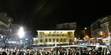 «Χωρίς εσάς, Αποκριά δε γίνεται!» – Το ζεστό κάλεσμα του Δημάρχου Κοζάνης Γιάννη Κοκκαλιάρη στην έναρξη της Κοζανίτικης Αποκριάς (Βίντεο+Φωτογραφίες)