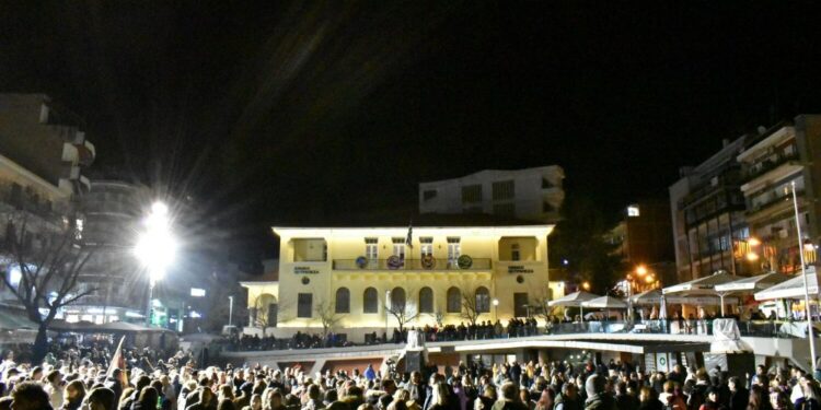 «Χωρίς εσάς, Αποκριά δε γίνεται!» – Το ζεστό κάλεσμα του Δημάρχου Κοζάνης Γιάννη Κοκκαλιάρη στην έναρξη της Κοζανίτικης Αποκριάς (Βίντεο+Φωτογραφίες)