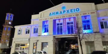 Δήμος Γρεβενών: Στα «μπλε της Ελλάδας» το Δημαρχείο  και το Ρολόι της πόλης για το «Χρυσό μας παιδί» Μίλτο Τεντόγλου