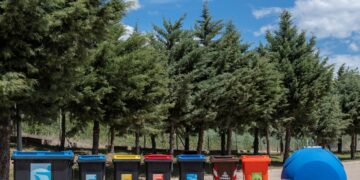 ΚΑΔΟΙ, ΔΙΑΔΥΜΑ