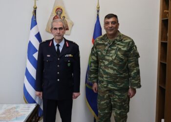 Εθιμοτυπική επίσκεψη πραγματοποίησε στο Διοικητή της 9ής Μηχανοποιημένης Ταξιαρχίας, ο Γενικός Περιφερειακός Αστυνομικός Διευθυντής Δυτικής Μακεδονίας.