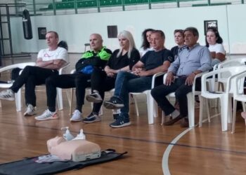 Η πρόεδρος της τοπικής κοινότητας Τσοτυλίου, Μυροφόρα Λαδά ευχαριστεί θερμά το ΕΚΑΒ Κοζάνης για την άμεση ανταπόκριση τους στο αίτημα για την πραγματοποίηση του σεμιναρίου Πρώτων Βοηθειών