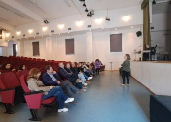 Κέντρο Κοινότητας Δήμου Σερβίων: Επιμορφωτική συνάντηση με τίτλο «Συζητώντας με την εκπαιδευτική κοινότητα για την παιδική παραμέληση και κακοποίηση»