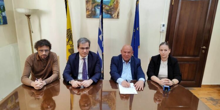 Δήμος Γρεβενών: Υπογράφηκε η σύμβαση κατασκευής του έργου «Κατασκευή δρόμου προσπέλασης της θέσης εγκατάστασης του Εκπαιδευτικού Αστρονομικού Πάρκου Όρλιακα»