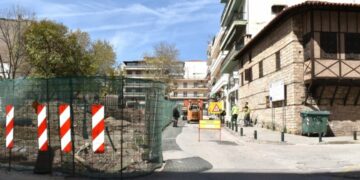 Δήμος Κοζάνης: Κλειστή την Πέμπτη και την Παρασκευή η οδός Ολύμπου στη συμβολή με Αρχελάου, στο πλαίσιο των εργασιών ανάπλασης της πλατείας Λασσάνη