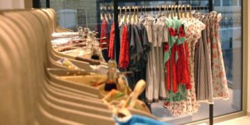 ΜΠΟΡΙΚΑ ΚΑΤΑΣΤΗΜΑΤΑ