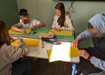 Ξενώνας Φιλοξενίας Γυναικών: Οι μαθήτριες και μαθητές του 2ου ΕΠΑΛ Κοζάνης παίρνουν πρωτοβουλία και στέκονται δίπλα στις φιλοξενούμενες οικογένειες