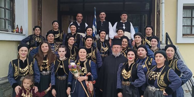 Ο “χορός της Ρόκας”. Το όμορφο έθιμο αναβίωσε και φέτος στη Γαλατινή.  Βίντεο