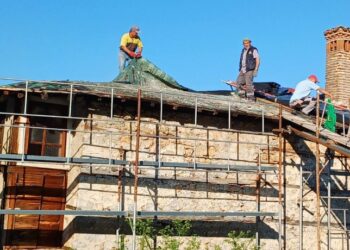 Σιάτιστα: Επανεκκίνησαν οι εργασίες αποκατάστασης στο Αρχοντικό Μανούση. Φωτογραφίες