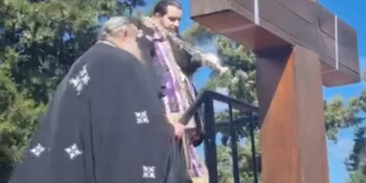 Βόιο: Πραγματοποιήθηκε η τελετή της Αποκαθήλωσης στο Δρυόβουνο.  Βίντεο