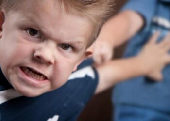 Επιθετικότητα στα παιδιά: Τι πρέπει να γνωρίζει κάθε γονιός