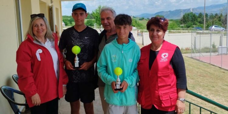 Απόλυτα επιτυχές το Τριεθνές Τουρνουά Τένις που πραγματοποιήθηκε στην Πτολεμαΐδα