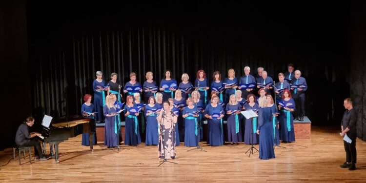 Σιάτιστα: Η εκπληκτική Σόνια Θεοδωρίδου στη βράβευση του Ιδρύματος Παπαγεωργίου.  Βίντεο