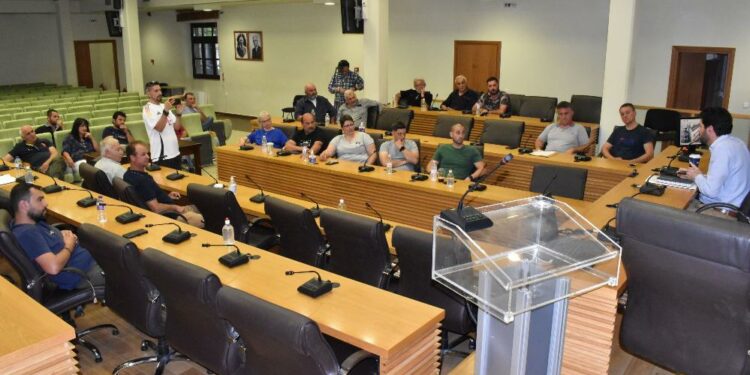 Κώστας Βόμβας: «Μέλημά μας η γρήγορη διεκπεραίωση των αιτημάτων των Κοινοτήτων, πετυχαίνοντας στόχους και χρόνους»