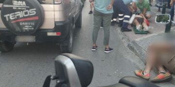 ΙΧ παρέσυρε γυναίκα μέσα στην κεντρική οδό της Παύλου Μελά-Σοβαρά τραυματισμένη στο Μαμάτσειο