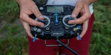 Τα drones «συνέλαβαν» 8 εμπρηστές