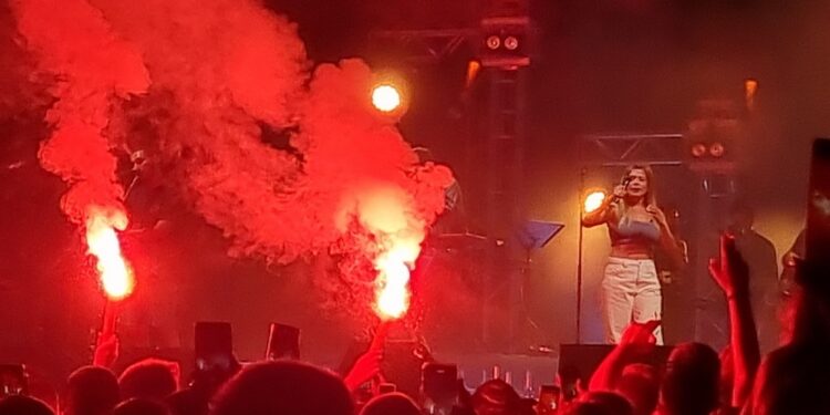 Fiesta Voio: Εκρηκτική έναρξη με Ιουλία Καραπατάκη!! Βίντεο και φωτογραφίες