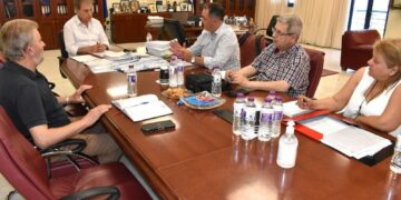 «Μπαίνουν τα θεμέλια για το Eco Θέρμανση» – Η πρώτη συνάντηση Δημάρχου και Περιφερειάρχη για το μεγάλο ενεργειακό project της Δημοτικής Αρχής Κοκκαλιάρη (Φωτογραφίες)