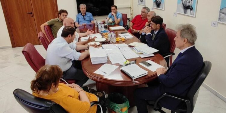 Σύσκεψη στην Περιφέρεια Δυτικής Μακεδονίας με αποκλειστικό θέμα τη δημιουργία του Εθνικού Κέντρου Παλαιοντολογίας στη πόλη των Γρεβενών