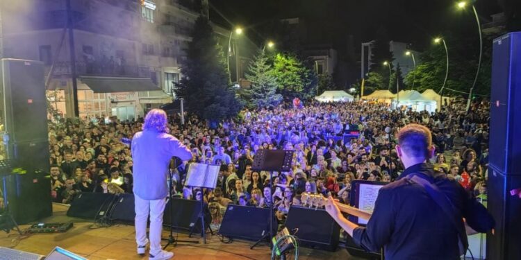 «Πολιτιστικό Καλοκαίρι 2024»: Απολαυστική η μεγάλη καλοκαιρινή συναυλία με τους Χρήστο Παπαδόπουλο, Μελίνα Ασλανίδου και Στέλιο Διονυσίου