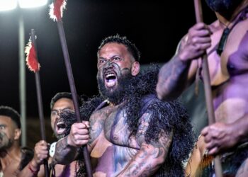 Δήμος Βοΐου: ΕΝΤΥΠΩΣΙΑΚΕΣ ΕΙΚΟΝΕΣ ΑΠΟ ΤΗΝ ΕΝΑΡΞΗ ΤΟΥ 2ου ΦΟΛΚΛΟΡΙΚΟΥ ΦΕΣΤΙΒΑΛ ΒΟΪΟΥ