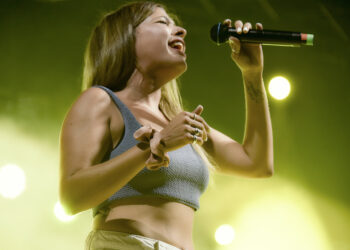 Επιτυχημένη Έναρξη της Fiesta Voio: Μια Νύχτα Μουσικής και Διασκέδασης