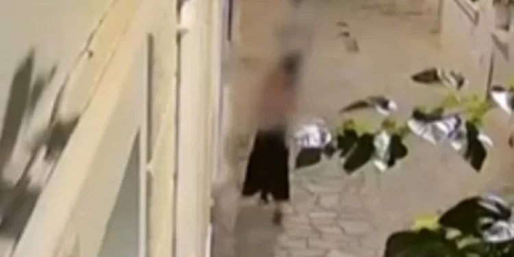 Βίντεο-ντοκουμέντο από την επίθεση του «Δράκου της Ομόνοιας» σε 30χρονη τα ξημερώματα του Σαββάτου