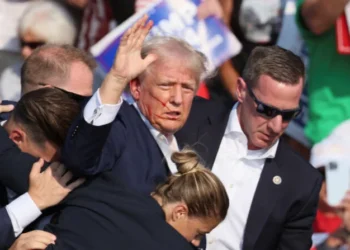 Απόπειρα δολοφονίας κατά του Τραμπ – Τα στοιχεία για τον δράστη και όλες οι εξελίξεις