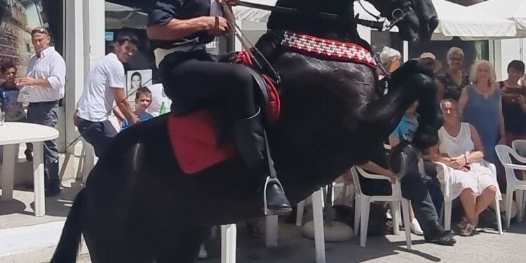 Σιάτιστα – Δεκαπενταύγουστος. Παρουσία του Υ.Μ.ΑΘ. Κώστα Γκιουλέκα. Οι δηλώσεις για το έθιμο