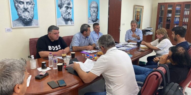 Σύσκεψη του Περιφερειάρχη Γιώργου Αμανατίδη  με τα στελέχη του ΕΛΓΑ Δυτικής Μακεδονίας