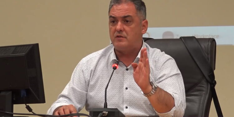 Γιάννης Κοκκαλιάρης: «Αναβαθμίζουμε το Γραφείο Προμηθειών σε Τμήμα για την καλύτερη λειτουργία του Δήμου»