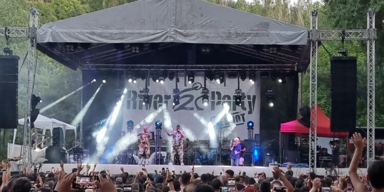 River Party 2024: Οι Going Through ξεσήκωσαν τον κόσμο.  Βίντεο