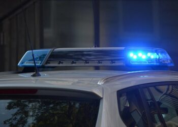 Άργος Ορεστικό: Μετά τη Σιάτιστα έκλεψαν χρυσή αλυσίδα με σταυρό από ηλικιωμένη γυναίκα με την ίδια μέθοδο