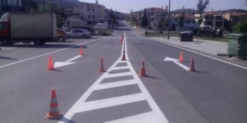 Δήμος Βοΐου: Εργασίες διαγράμμισης κατά μήκος της κεντρικής οδού Νεάπολης