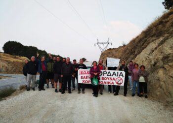 Κράτος και αστυνομία προστατεύει παράνομες εγκαταστάσεις Ανεμογεννητριών στο Βίτσι στη θέση Δούκας