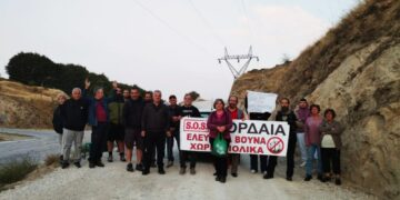 Κράτος και αστυνομία προστατεύει παράνομες εγκαταστάσεις Ανεμογεννητριών στο Βίτσι στη θέση Δούκας