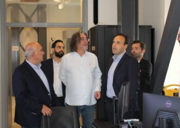 Επίσκεψη του Υπουργού Ψηφιακής Διακυβέρνησης Δημήτρη Παπαστεργίου στο Δημαρχείο Σερβίων