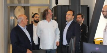 Επίσκεψη του Υπουργού Ψηφιακής Διακυβέρνησης Δημήτρη Παπαστεργίου στο Δημαρχείο Σερβίων