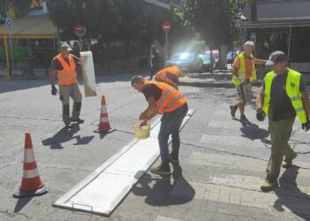 Ξεκίνησε το έργο  της διαγράμμισης στις διαβάσεις πεζών στο οδικό δίκτυο της πόλης των Γρεβενών