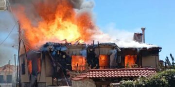 Ο Δήμαρχος Βοΐου Χρήστος Ζευκλής σχετικά με την αντιμετώπιση αστικών πυρκαγιών σε Σιάτιστα και Γαλατινή