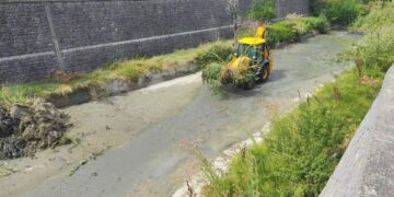 Δήμος Γρεβενών: Σε πλήρη εξέλιξη οι εργασίες καθαρισμού του Γρεβενίτη ποταμού. Βίντεο
